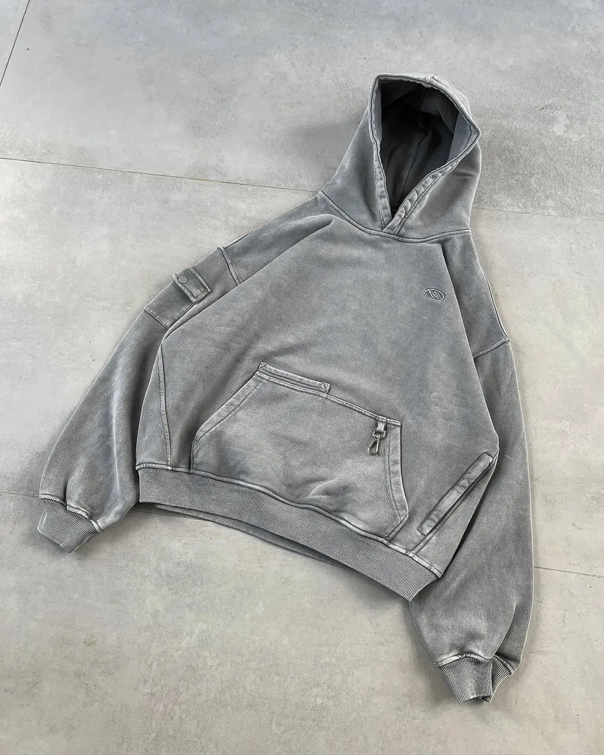 GREY CARGO HOODIE