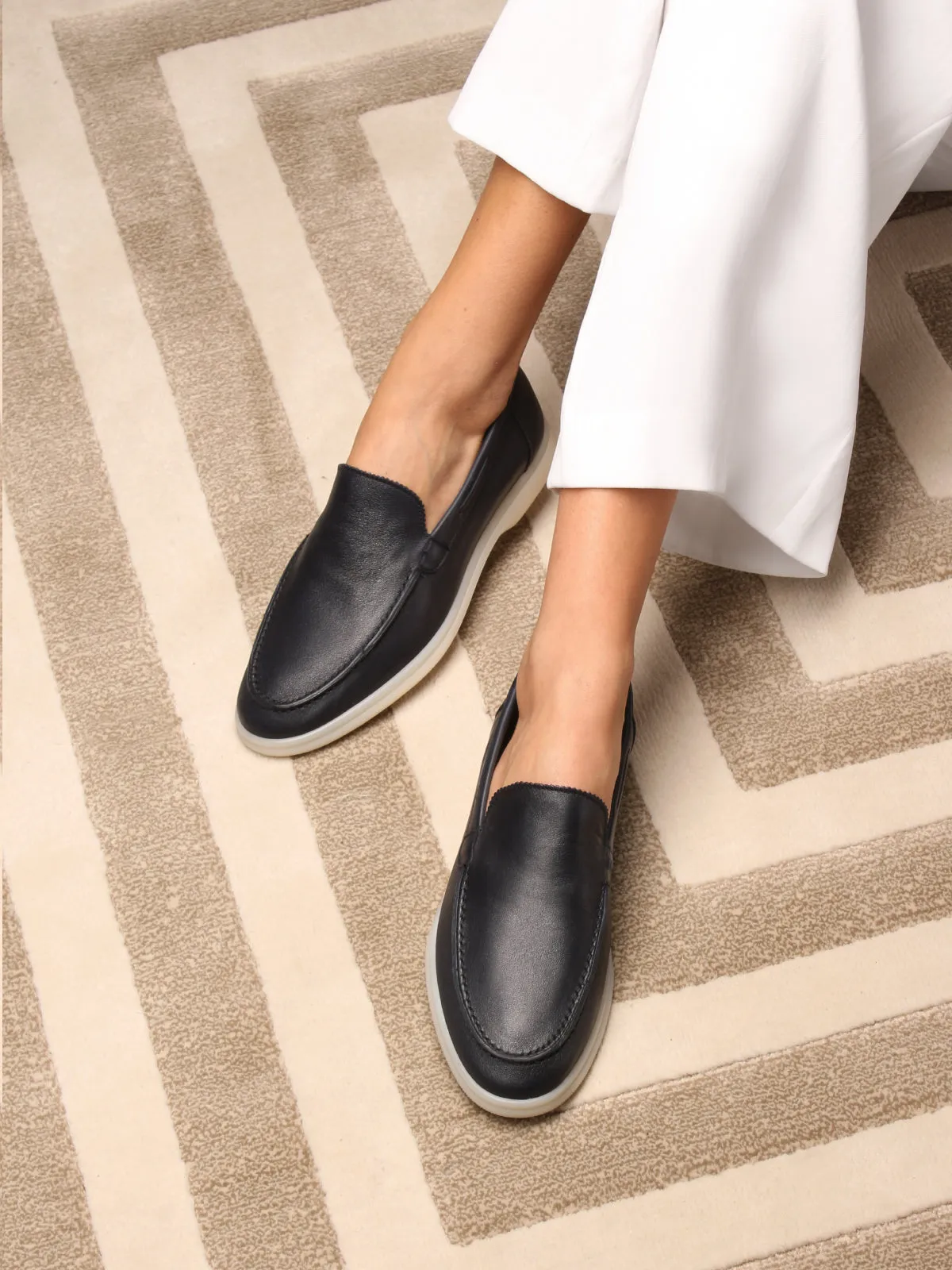 Lady Navy Nappa Yacht Loafers