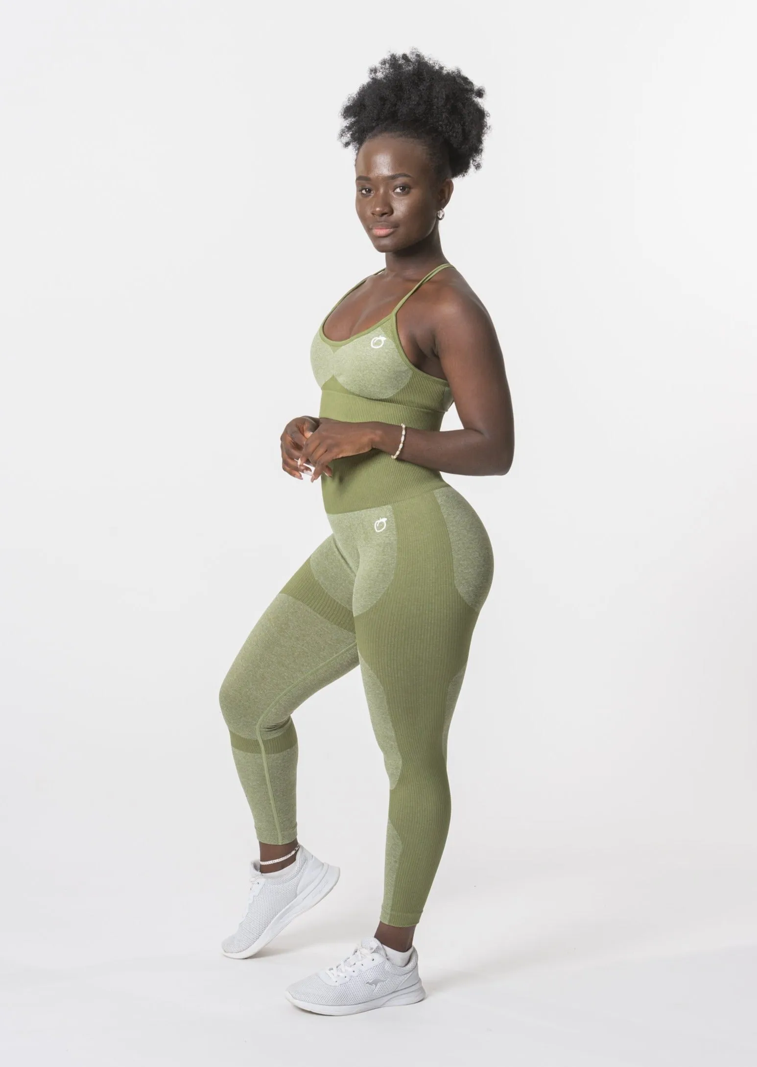 [LASTCHANCE] Kontour Seamless Set (Leggings und Sport-BH)