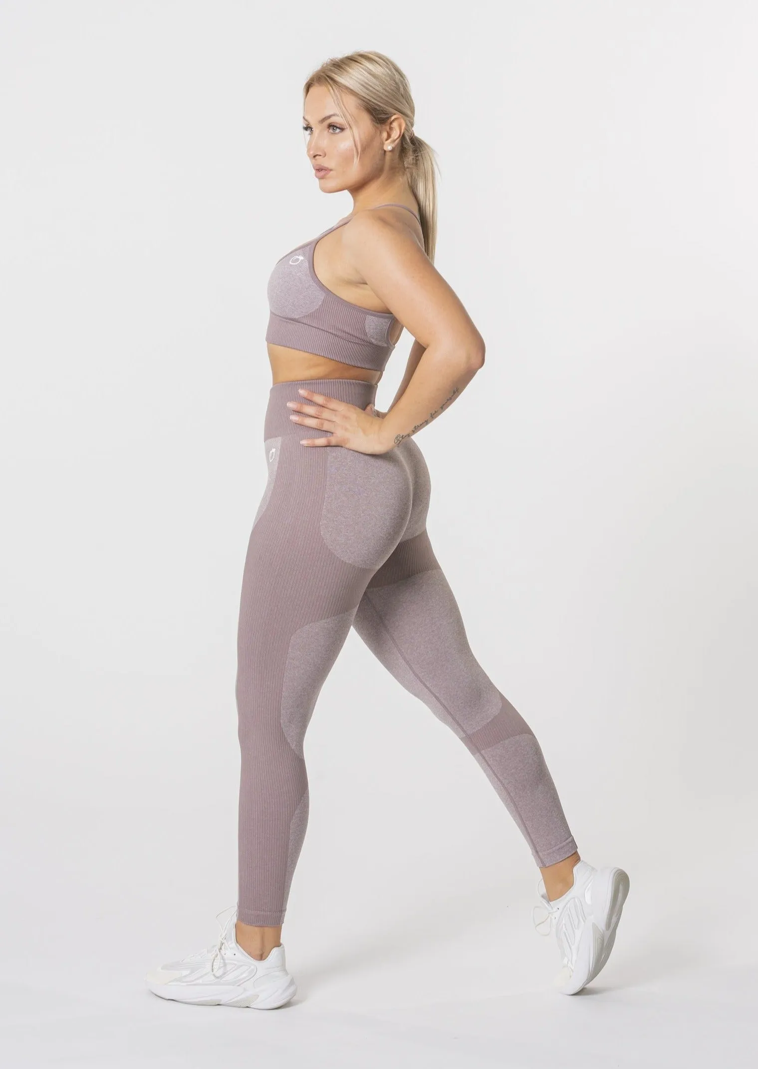 [LASTCHANCE] Kontour Seamless Set (Leggings und Sport-BH)