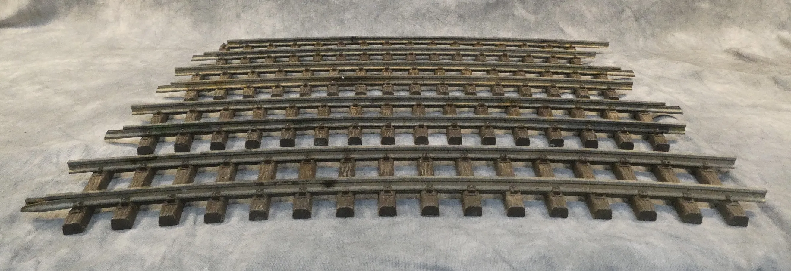 LGB #1600 Brass Curved G Scale Model Railroad Tracks R=1175 - Lot of 4