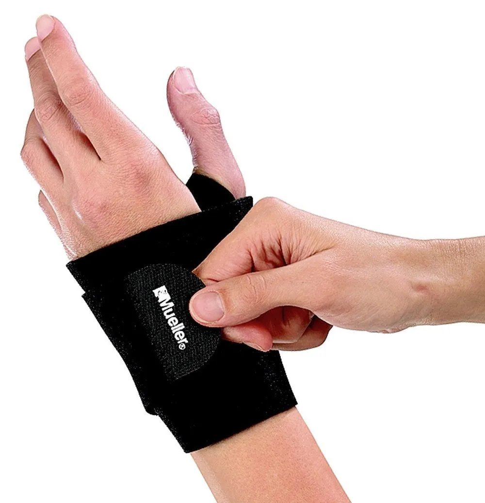 Mueller Sport Care Wraparound Moderate Wrist Support