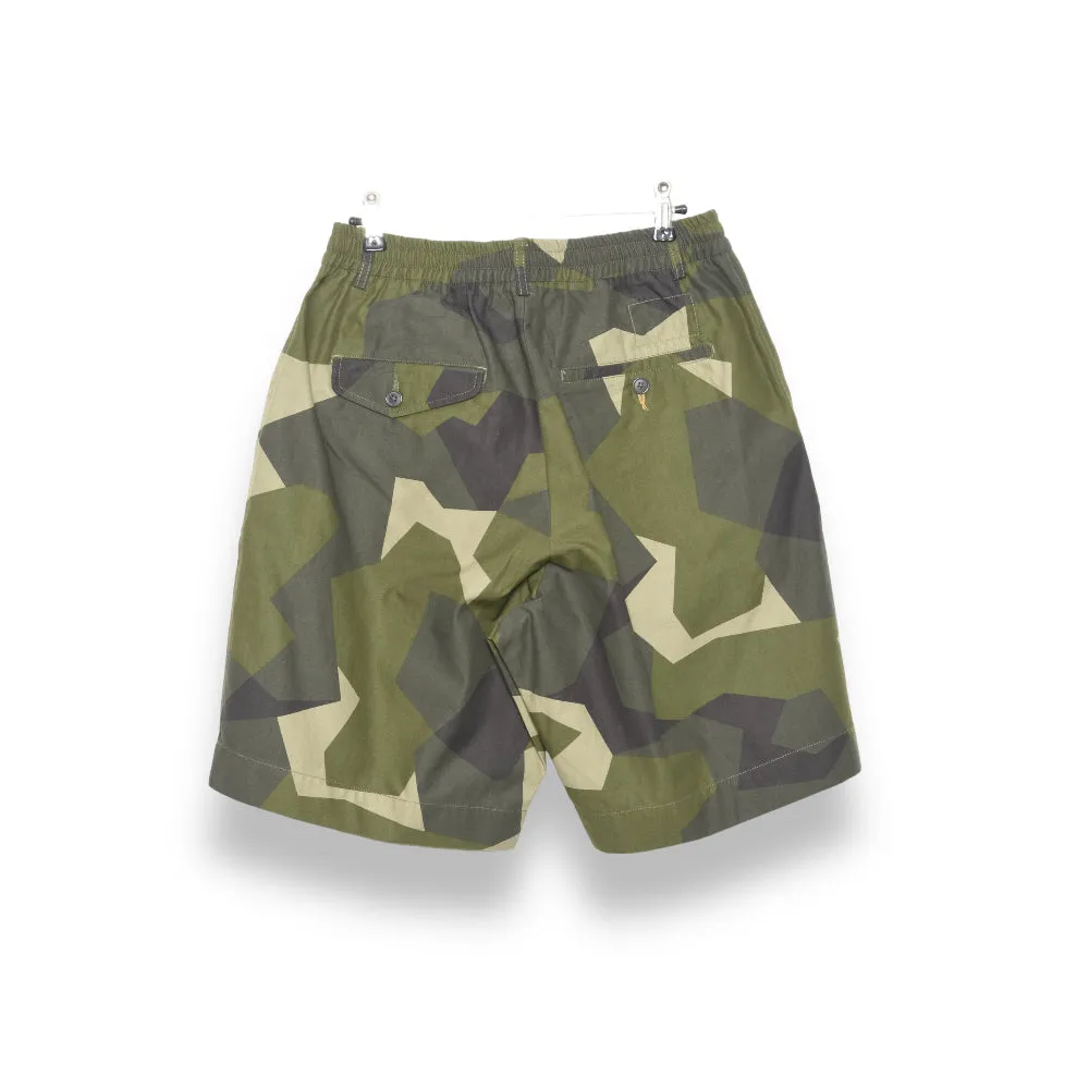 Universal Works Pleated Track Short swedish camo print camo 28151