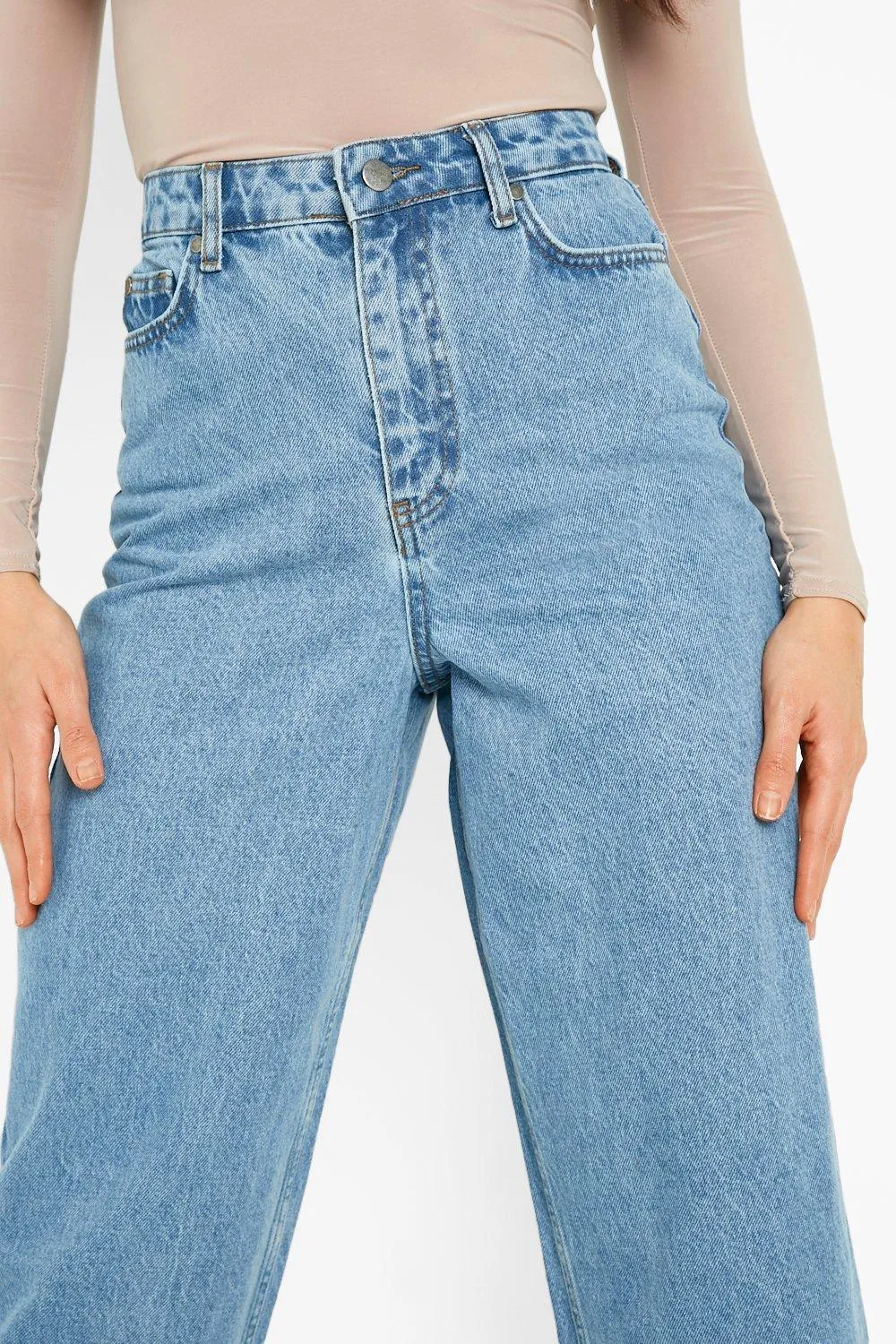 Wide Leg High Rise Jeans